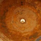 ...dalla rarissima forma circolare